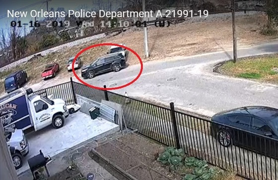 nopd searching for vehicle, suspects in third district vehicle burglary